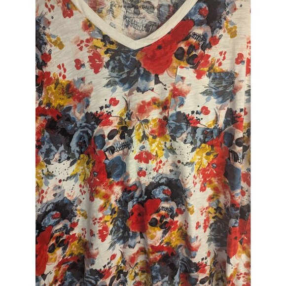 Torrid Classic Fit Tee Womens Sz 1/ 1X Floral & Skulls Print Colorful Boho Artsy - Picture 2 of 8